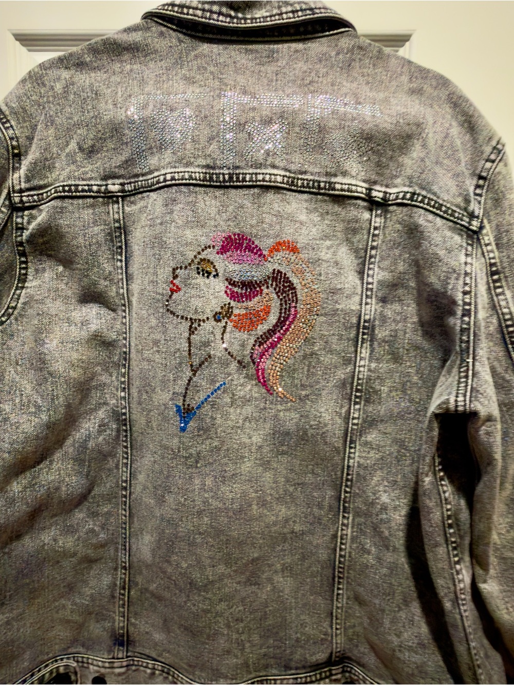 RESERVED Female profile on Jacket XXL LEVI’S. Handmade. + female face green top - Picture 5 of 10